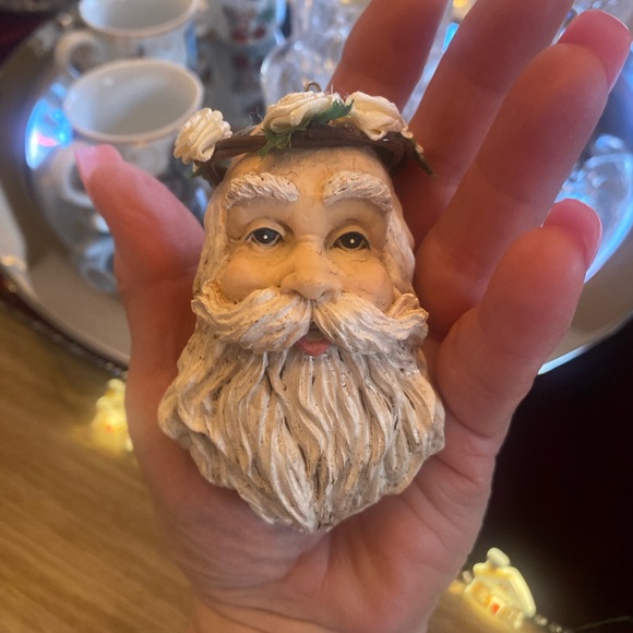 GORGEOUS VINTAGE SANTA ORNAMENT! Absolutely Lovely!🎅🎅🎅🎅 - Picture 5 of 9